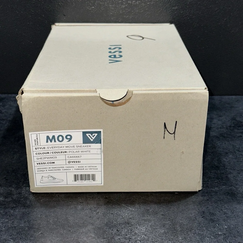 Vessi Everyday Move Sneaker 2.0 Mens Size 9 Lace Up Waterproof Shoes Polar White